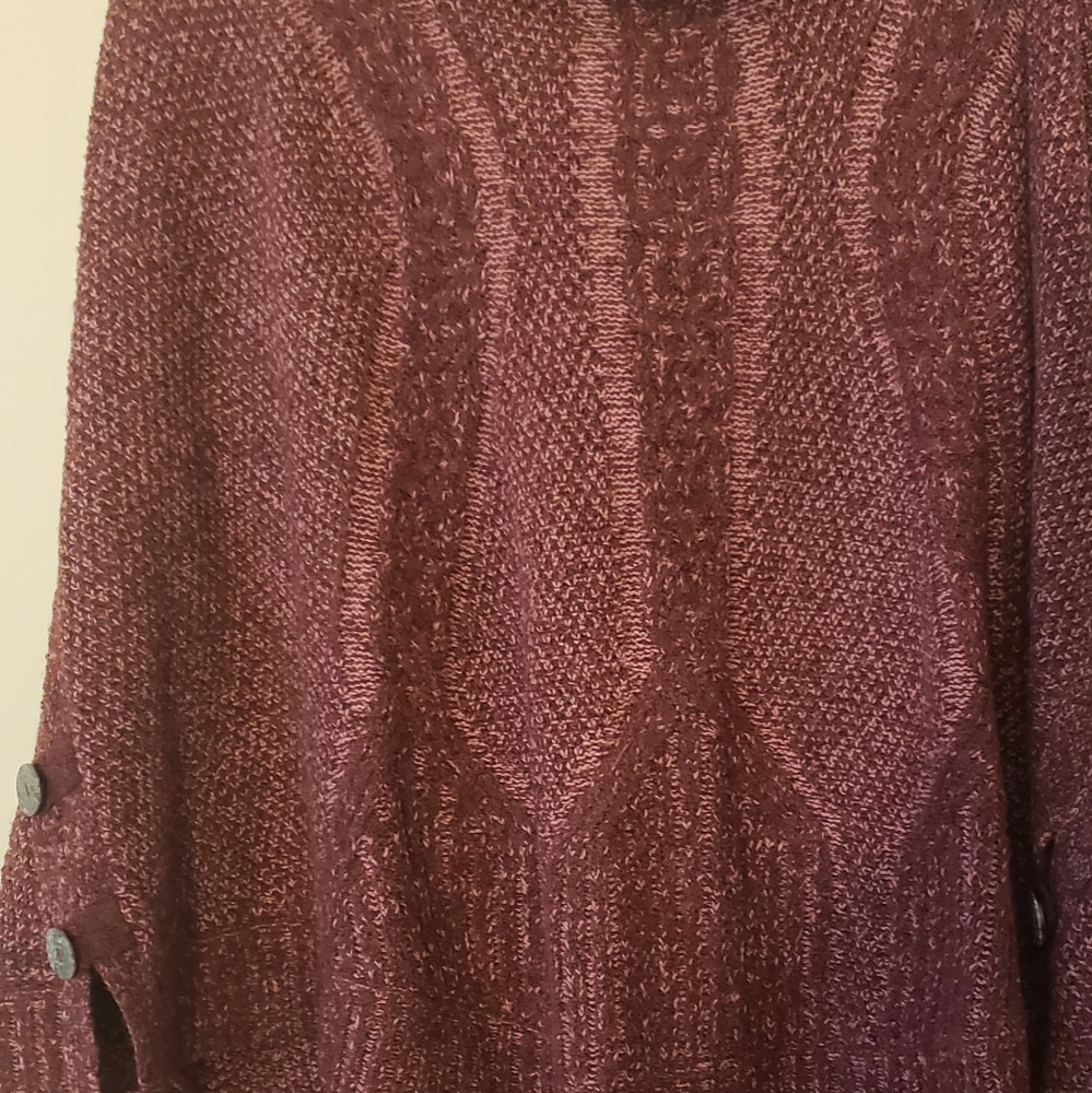 Beautiful Sweater - Picture 3 of 3